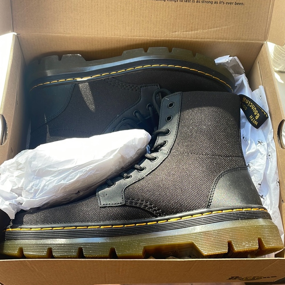 MENS DR MARTENS
